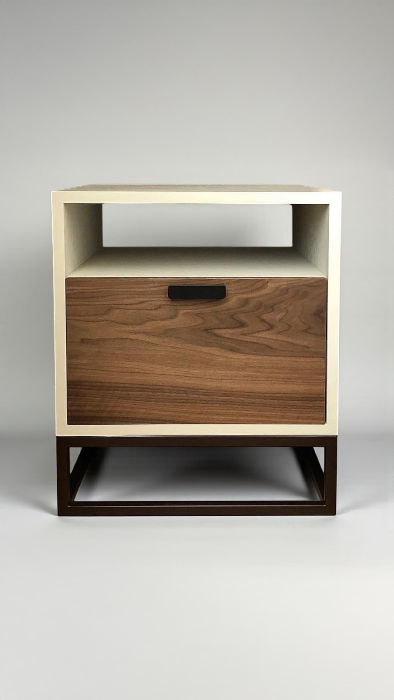 Bedside Table / Nightstand 